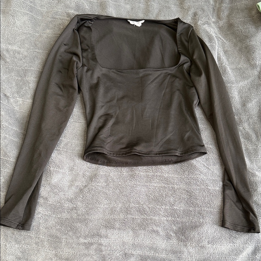 Chic Charcoal Long Sleeve Women's Top